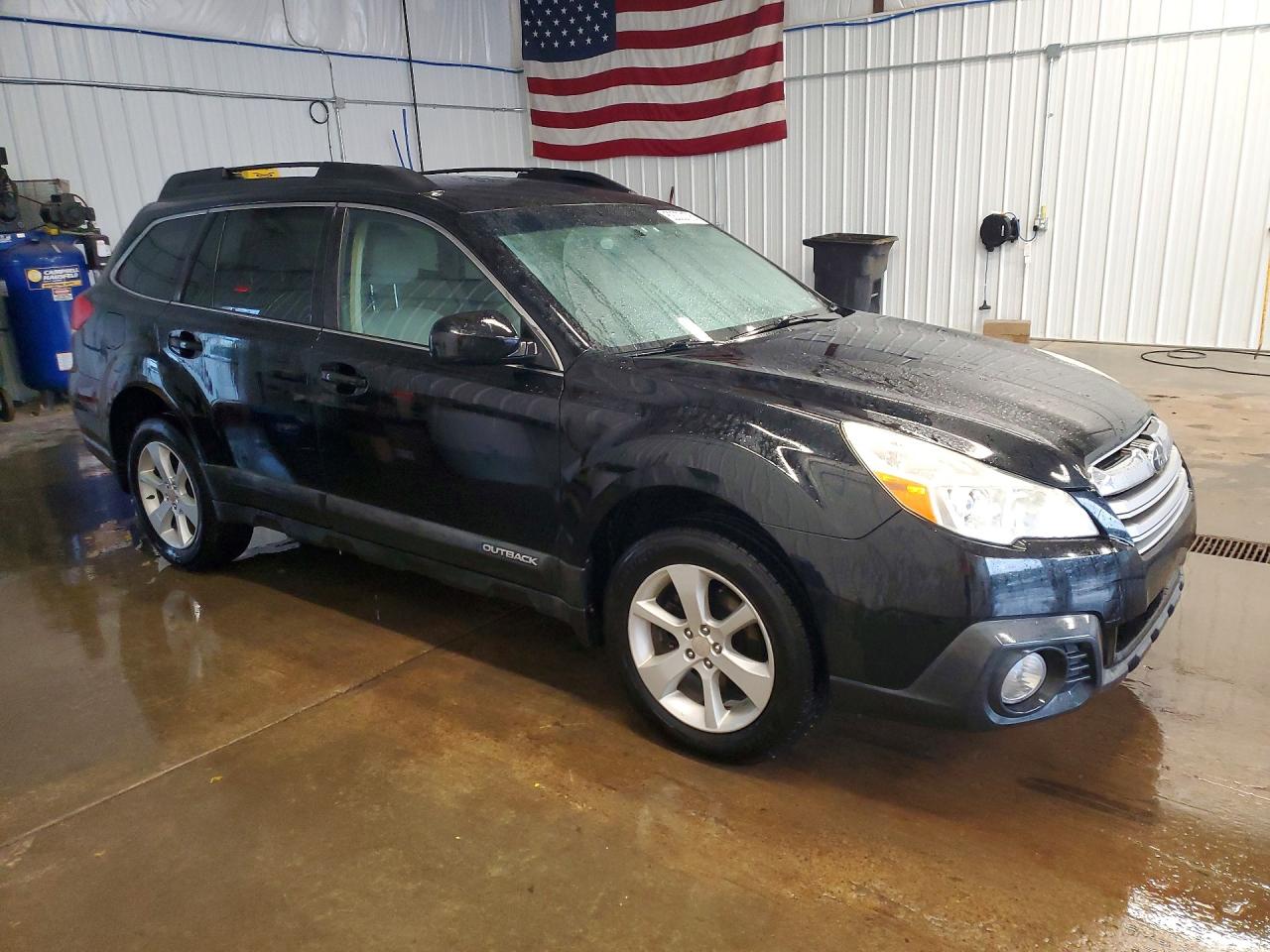 2013 SUBARU OUTBACK