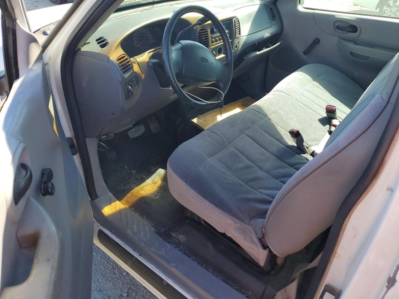 1999 FORD F150