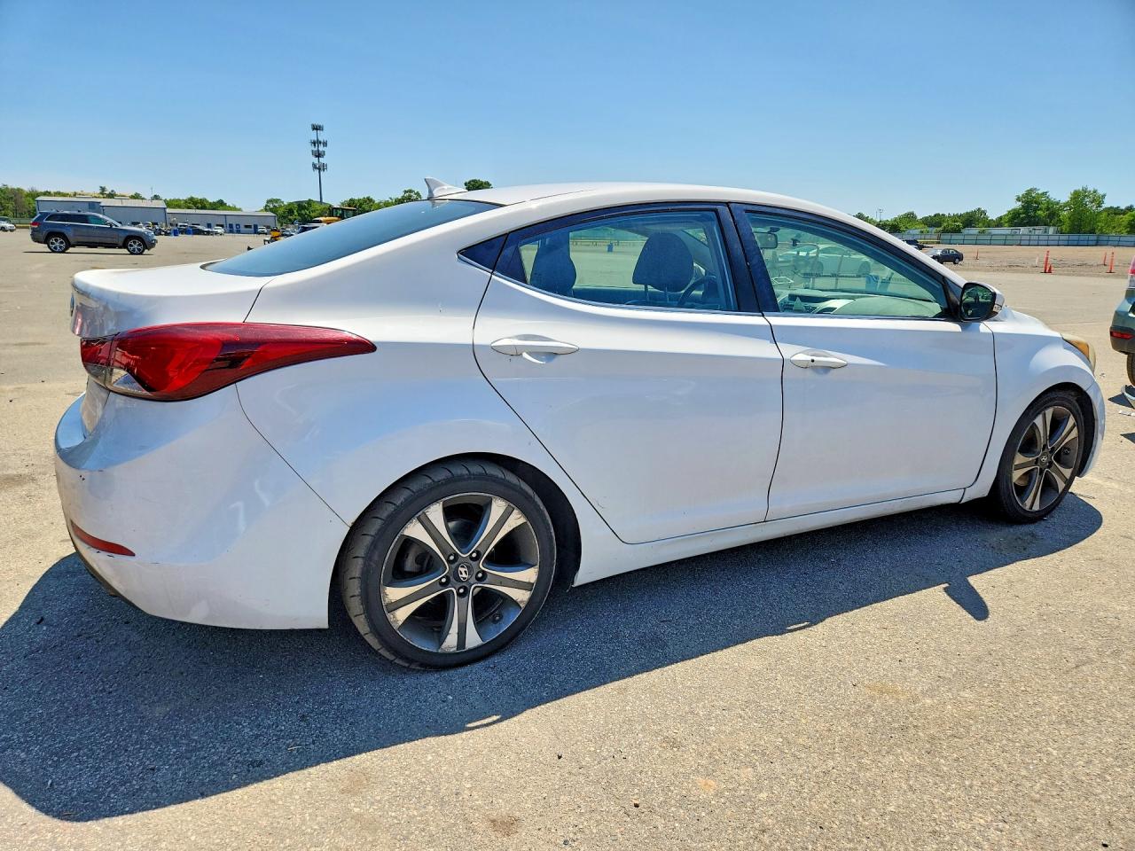 2015 HYUNDAI ELANTRA