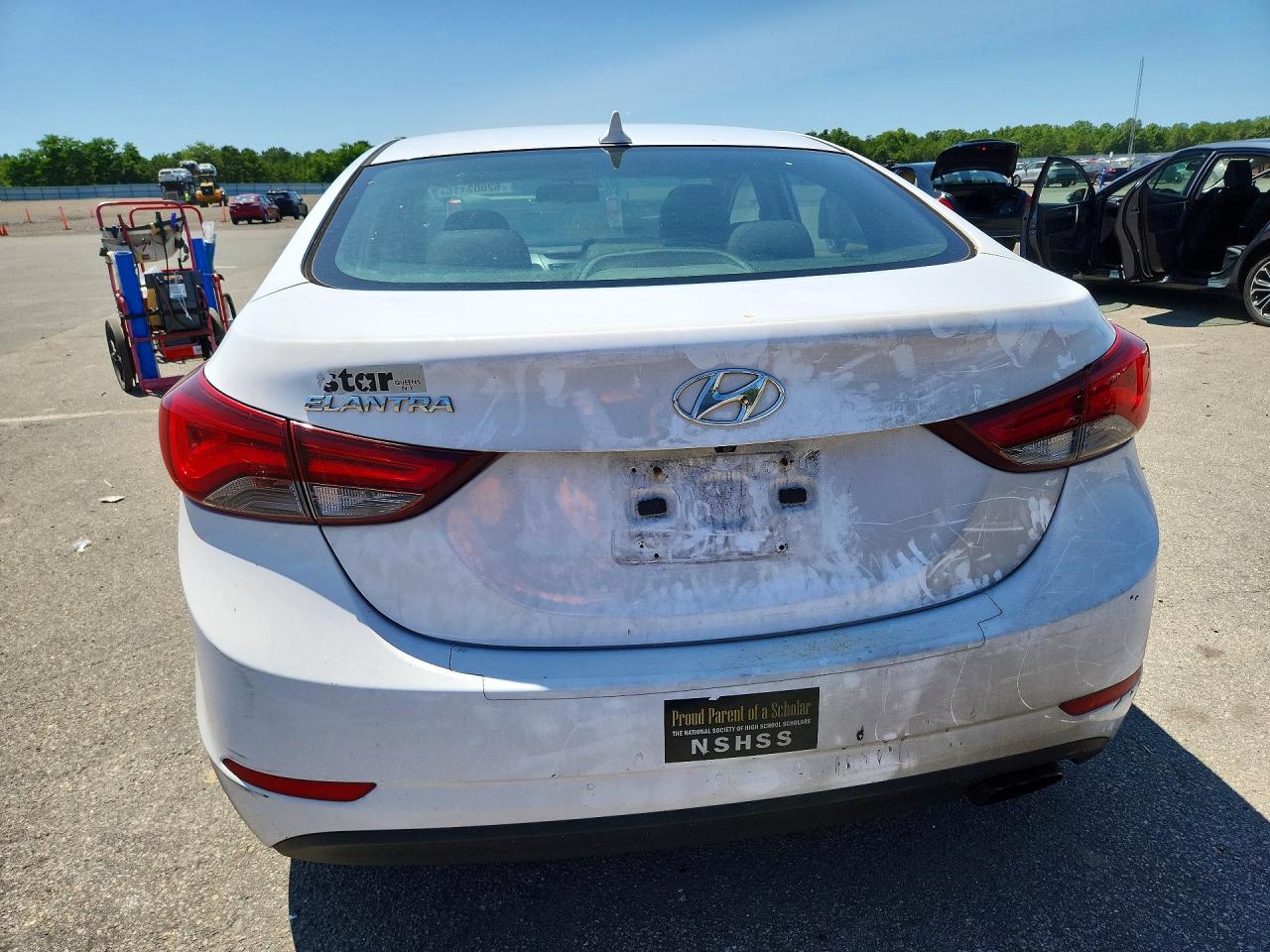 2015 HYUNDAI ELANTRA