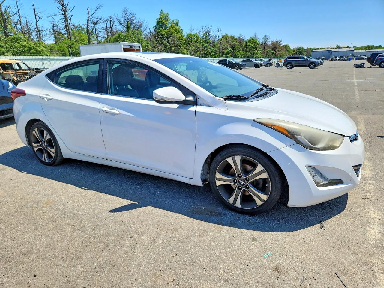 2015 HYUNDAI ELANTRA