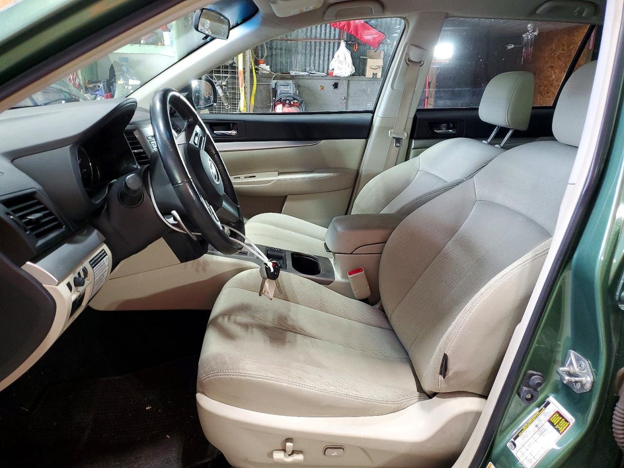 2010 SUBARU OUTBACK
