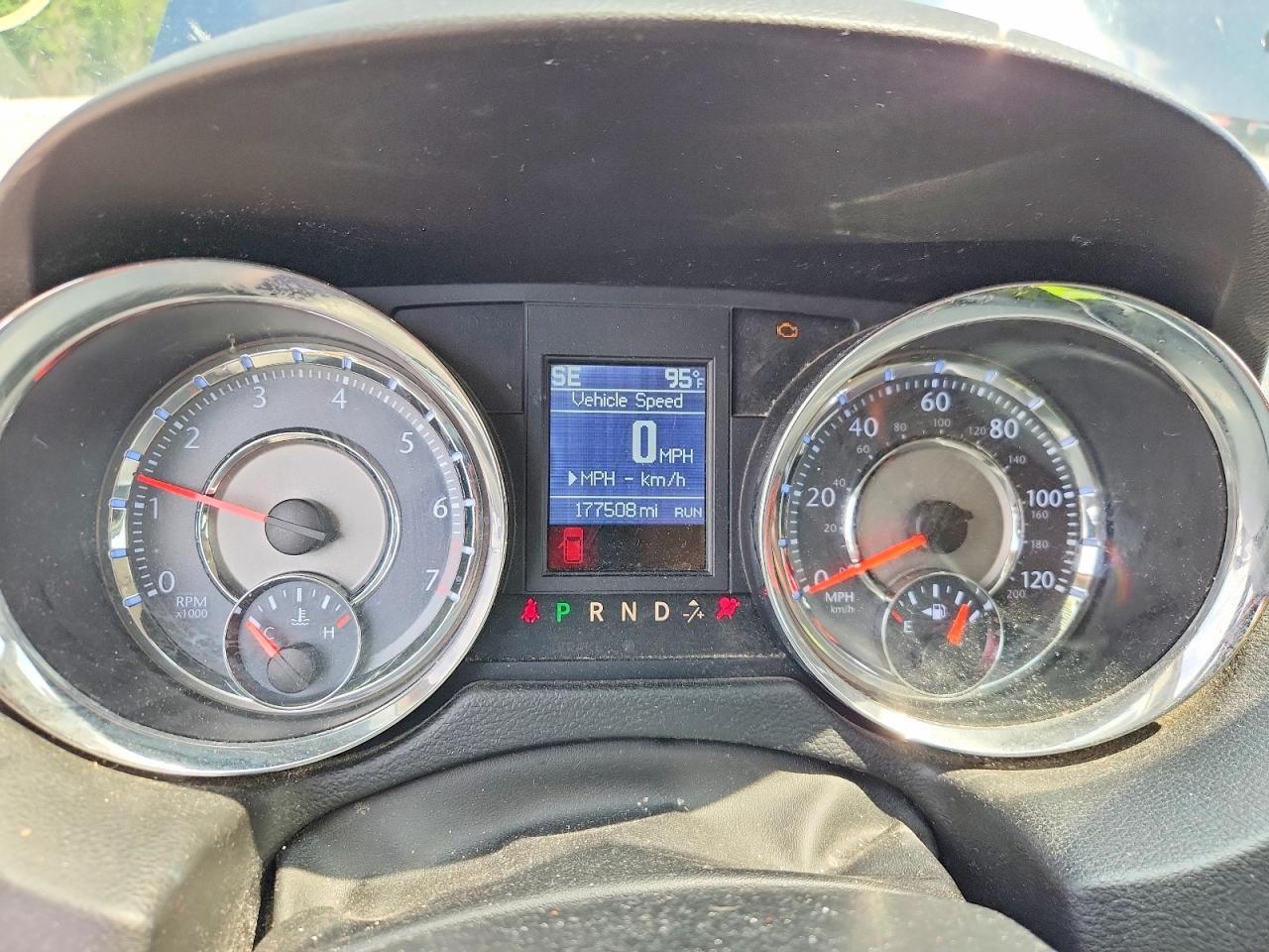 2014 CHRYSLER MINIVAN