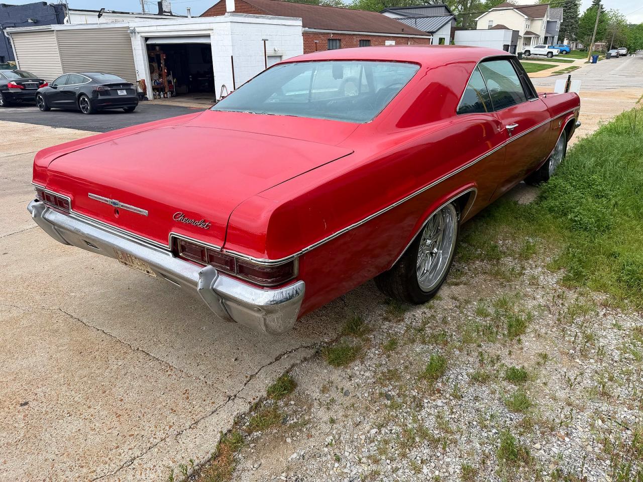 1966 CHEVROLET IMPALA