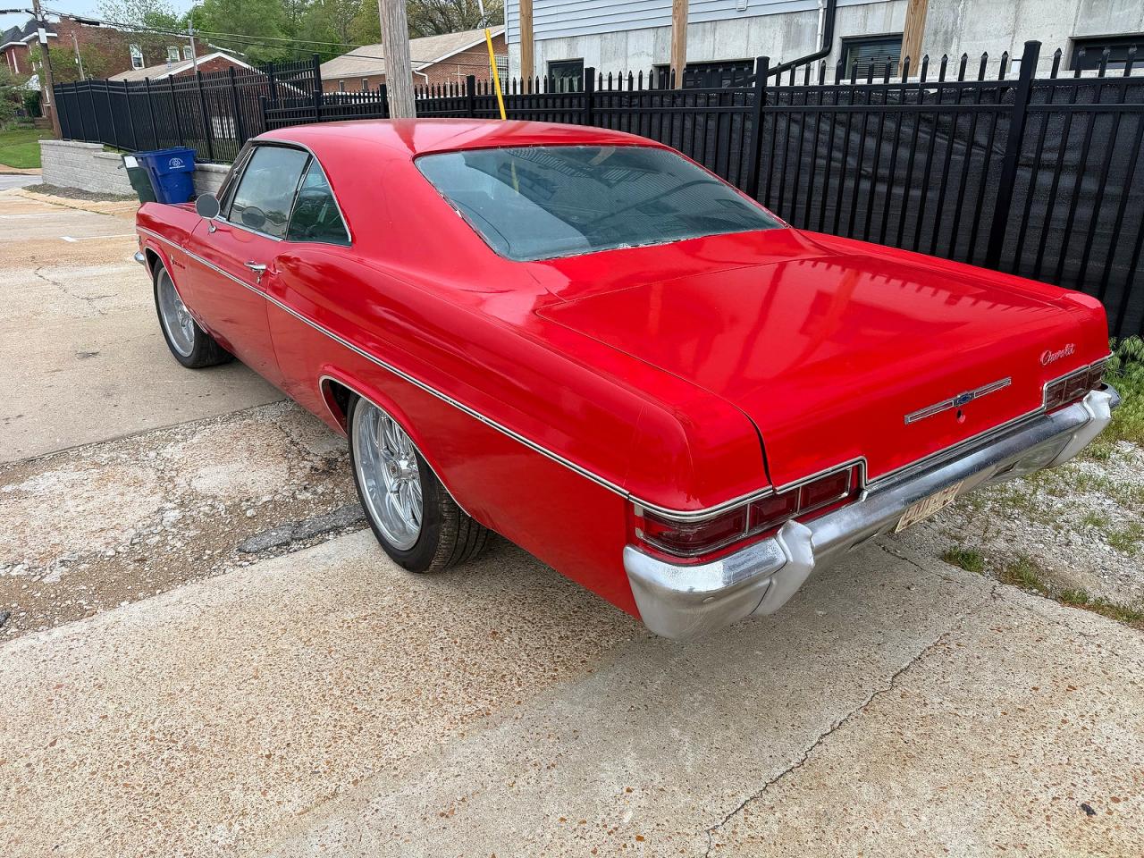 1966 CHEVROLET IMPALA