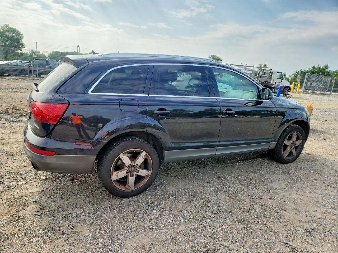 2013 AUDI Q7