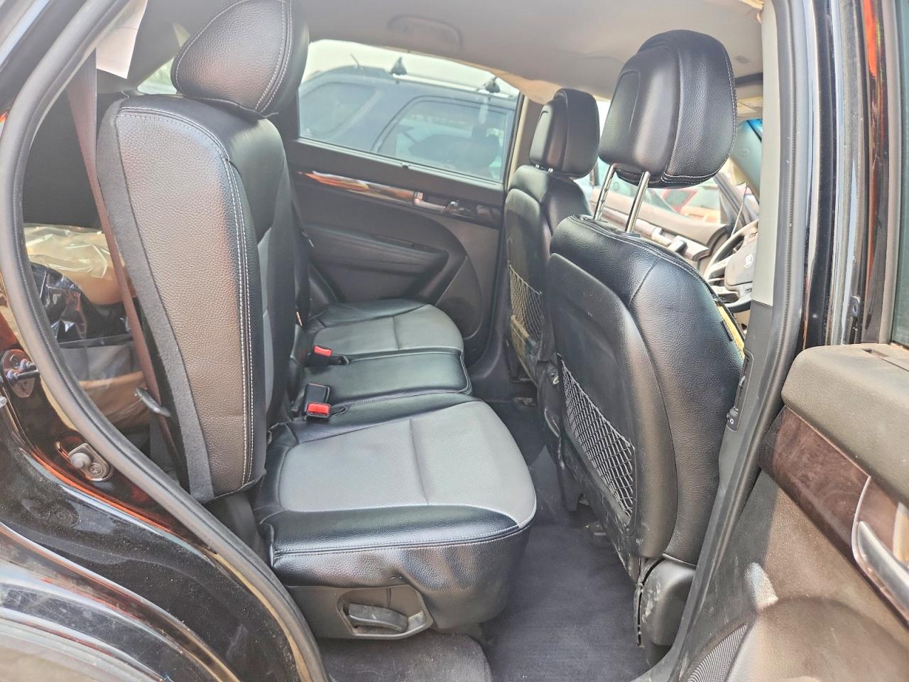 2014 KIA SORENTO
