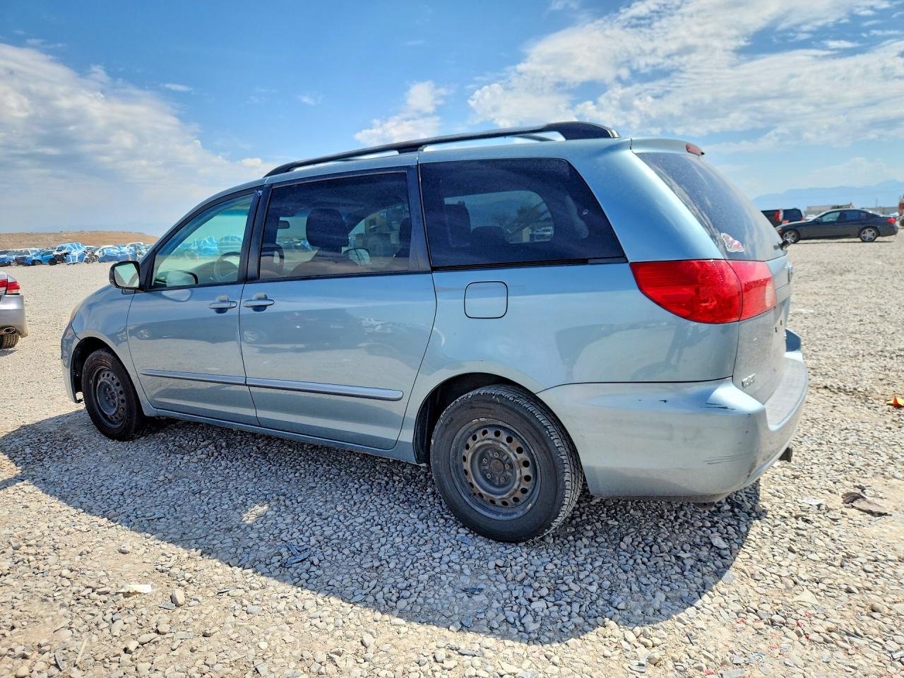 2009 TOYOTA SIENNA