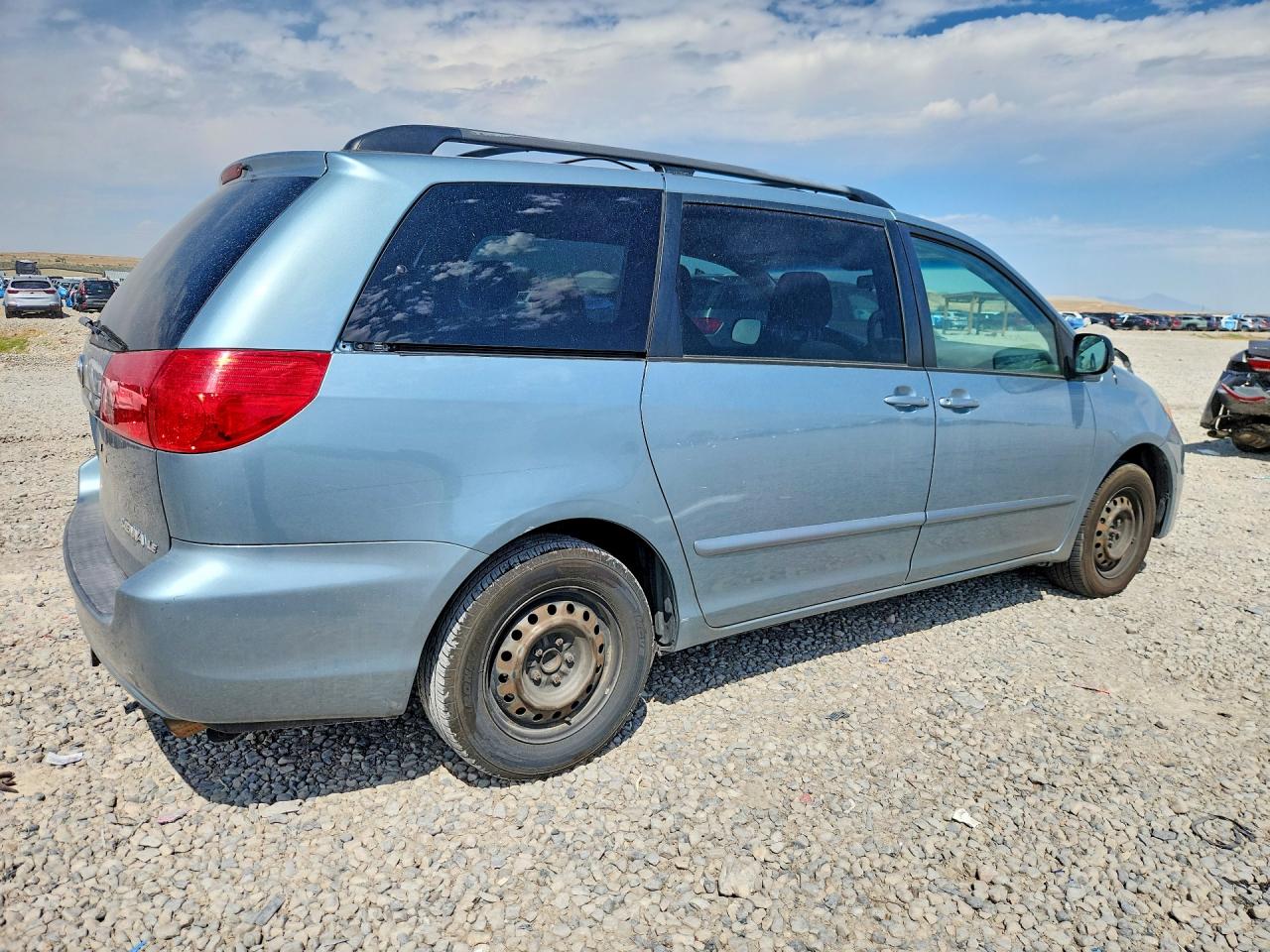2009 TOYOTA SIENNA