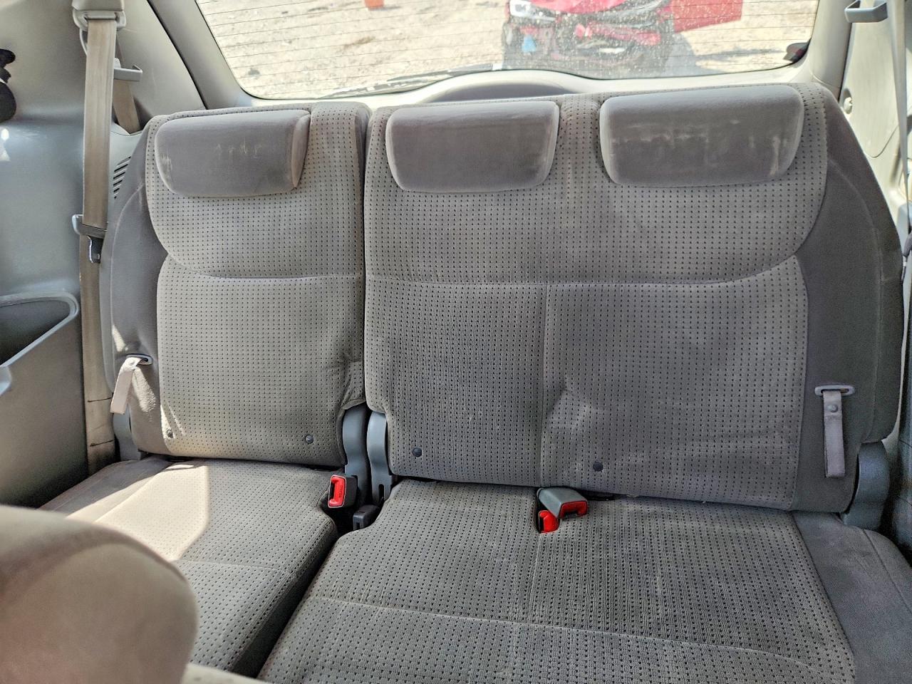 2009 TOYOTA SIENNA