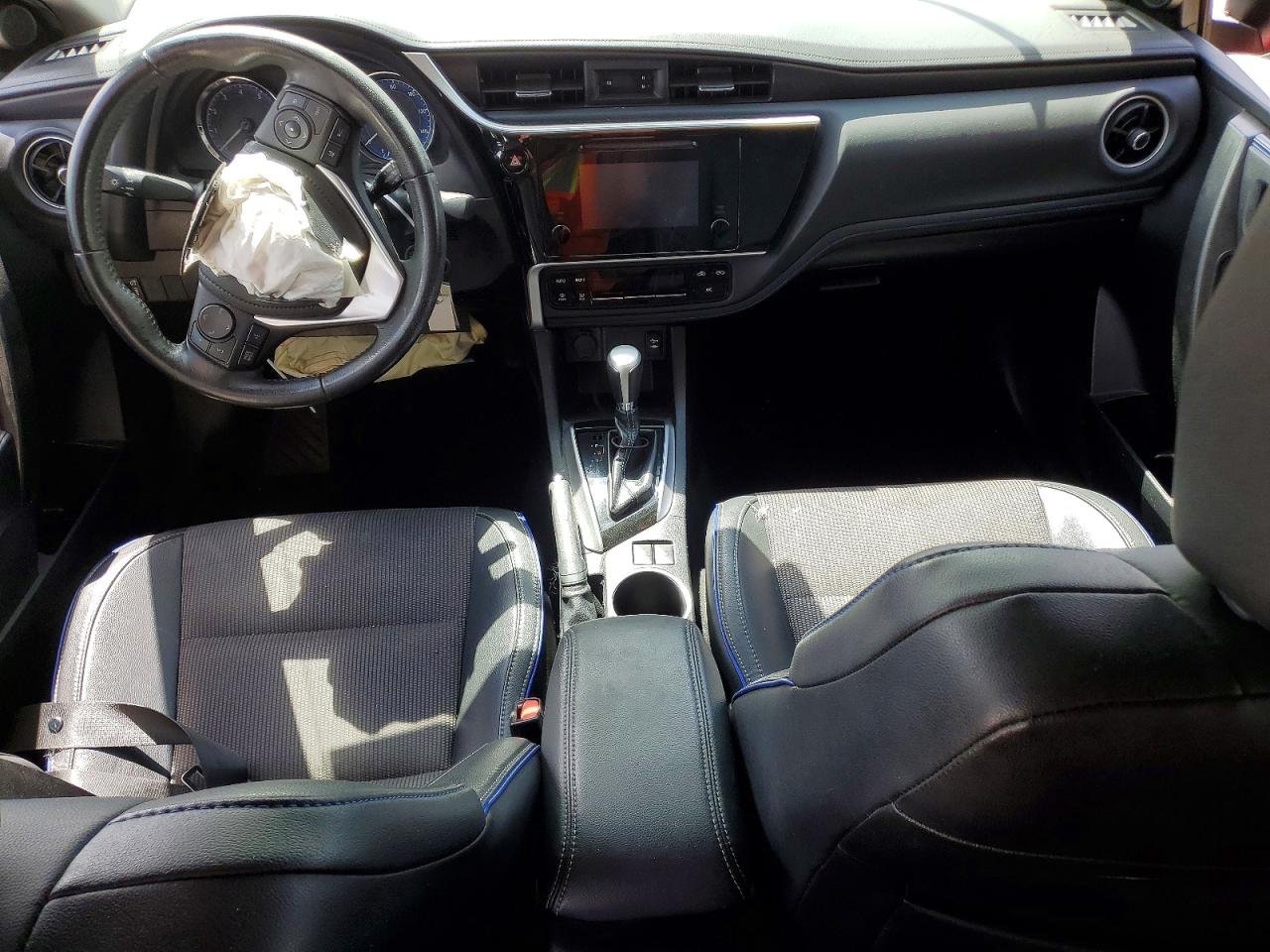 2019 TOYOTA COROLLA