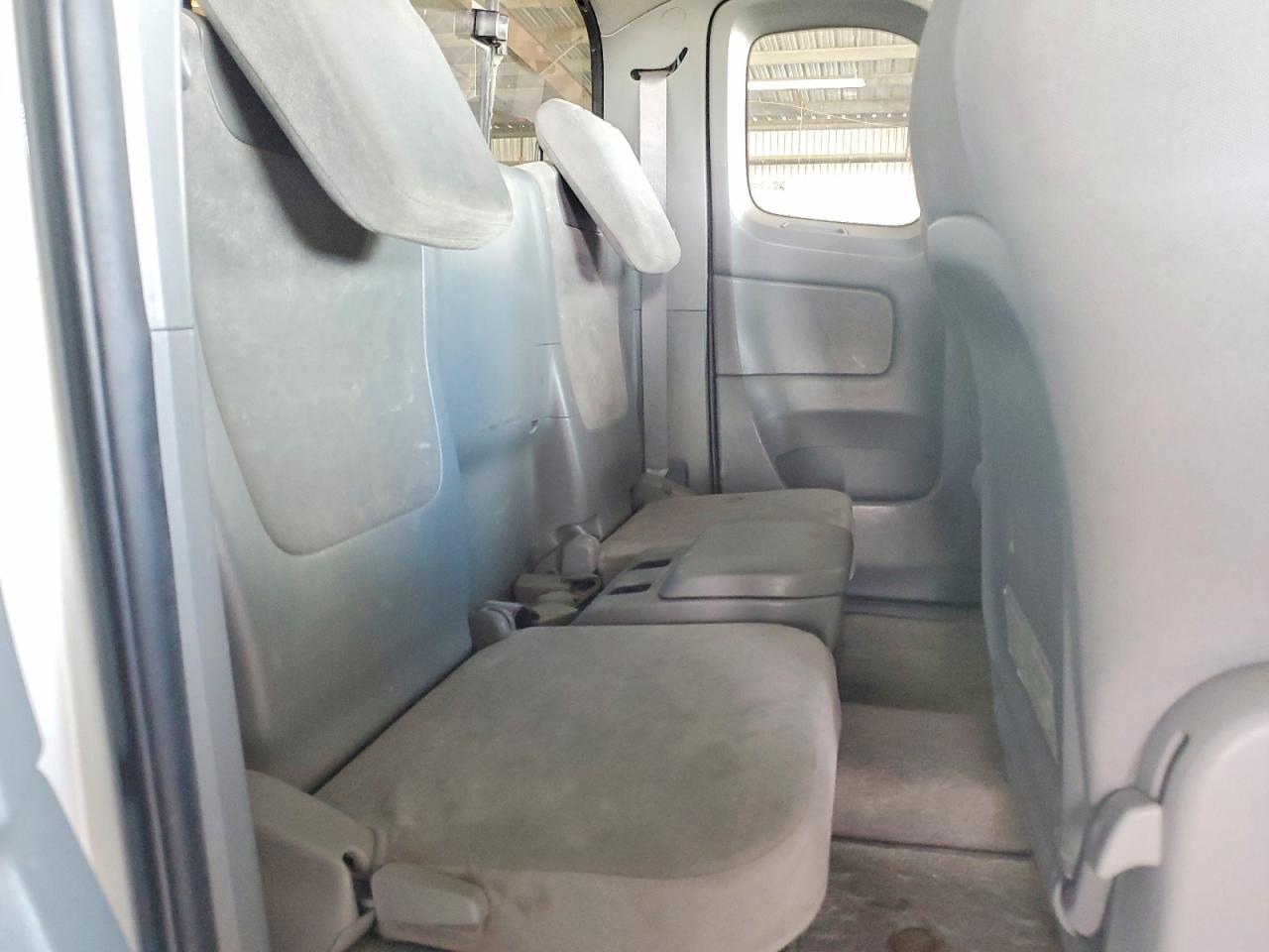 2010 TOYOTA TACOMA