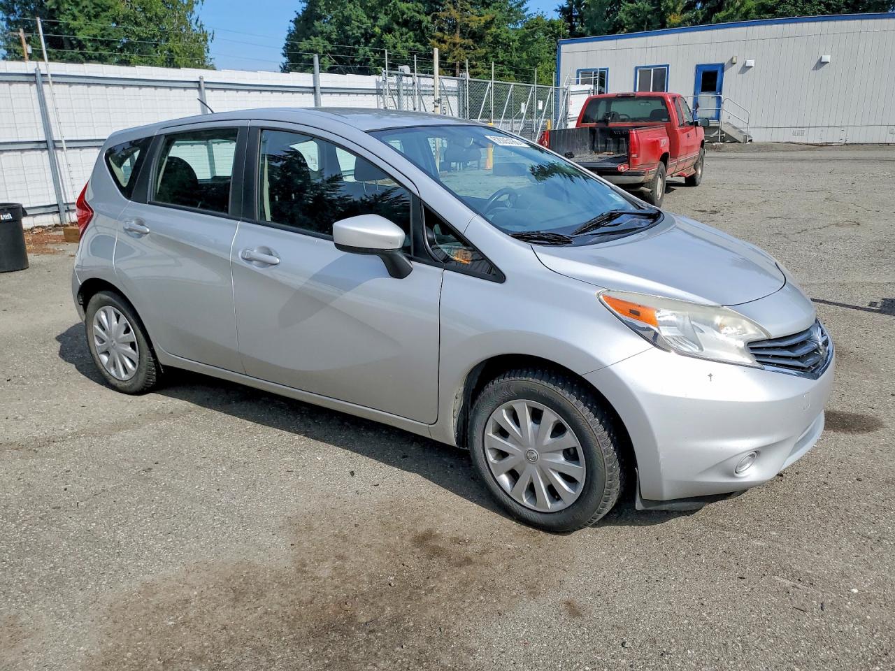 2015 NISSAN VERSA