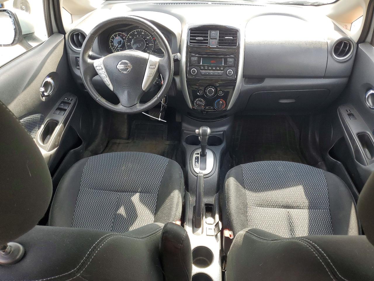 2015 NISSAN VERSA