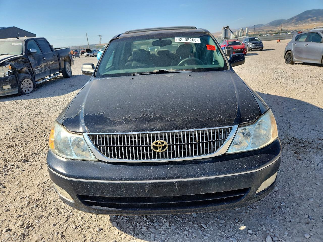 2001 TOYOTA AVALON