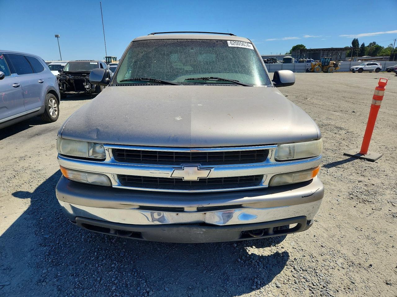 2000 CHEVROLET SUBURBAN