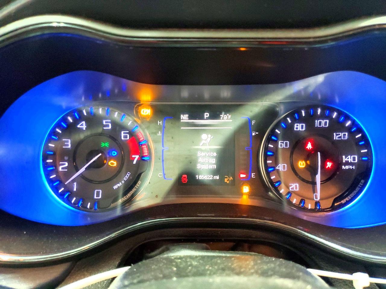 2015 CHRYSLER 200