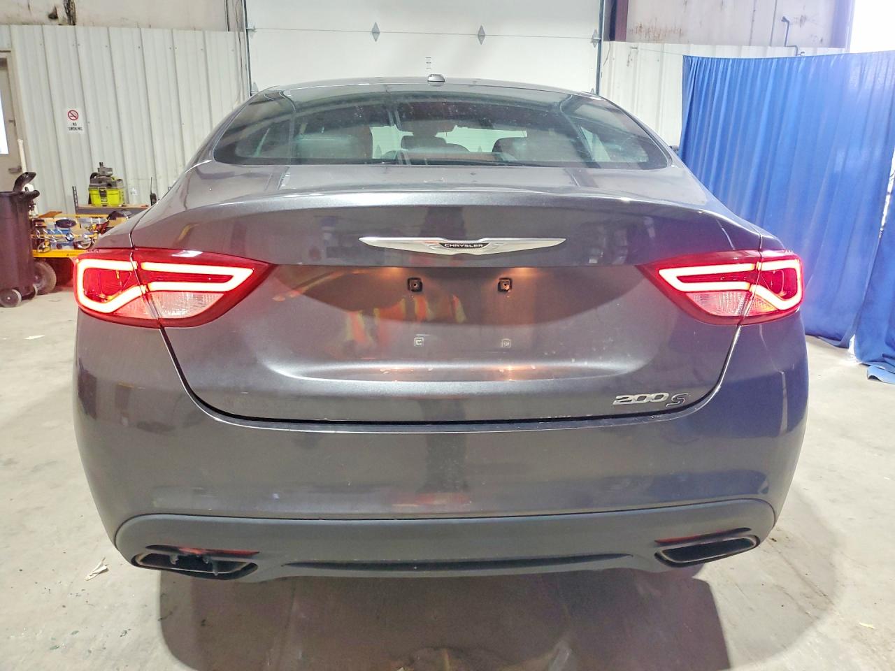 2015 CHRYSLER 200