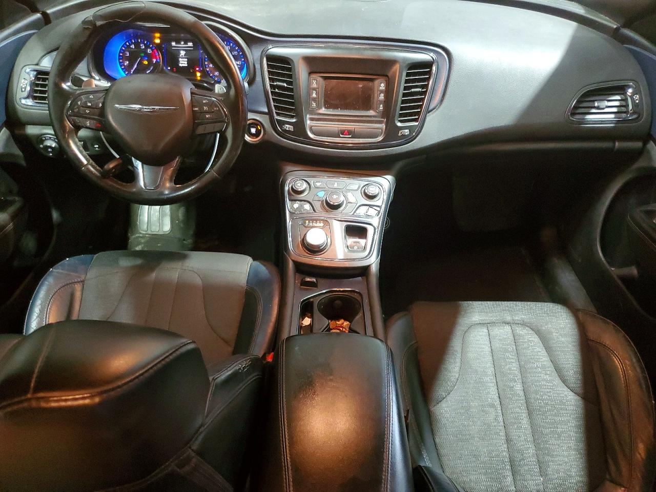 2015 CHRYSLER 200