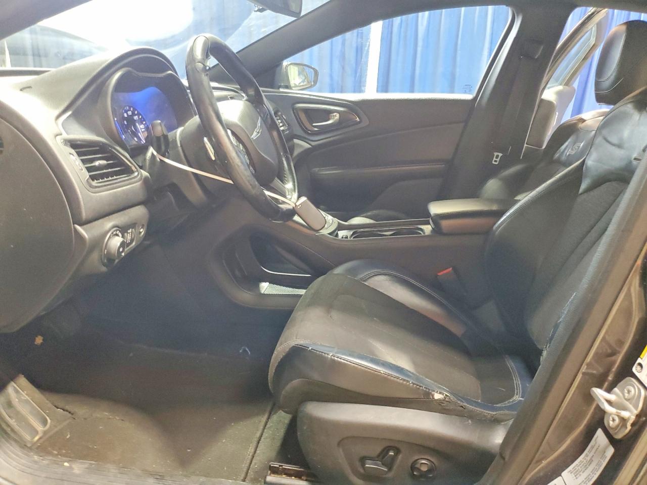 2015 CHRYSLER 200