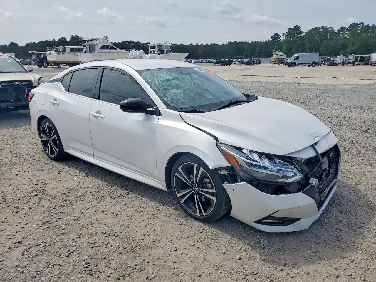 2022 NISSAN SENTRA