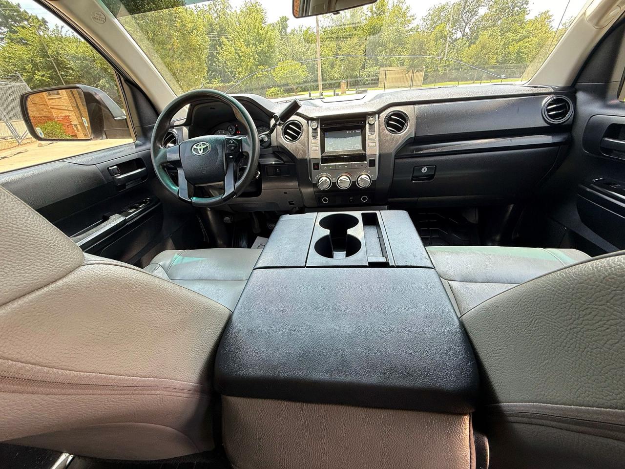 2016 TOYOTA TUNDRA