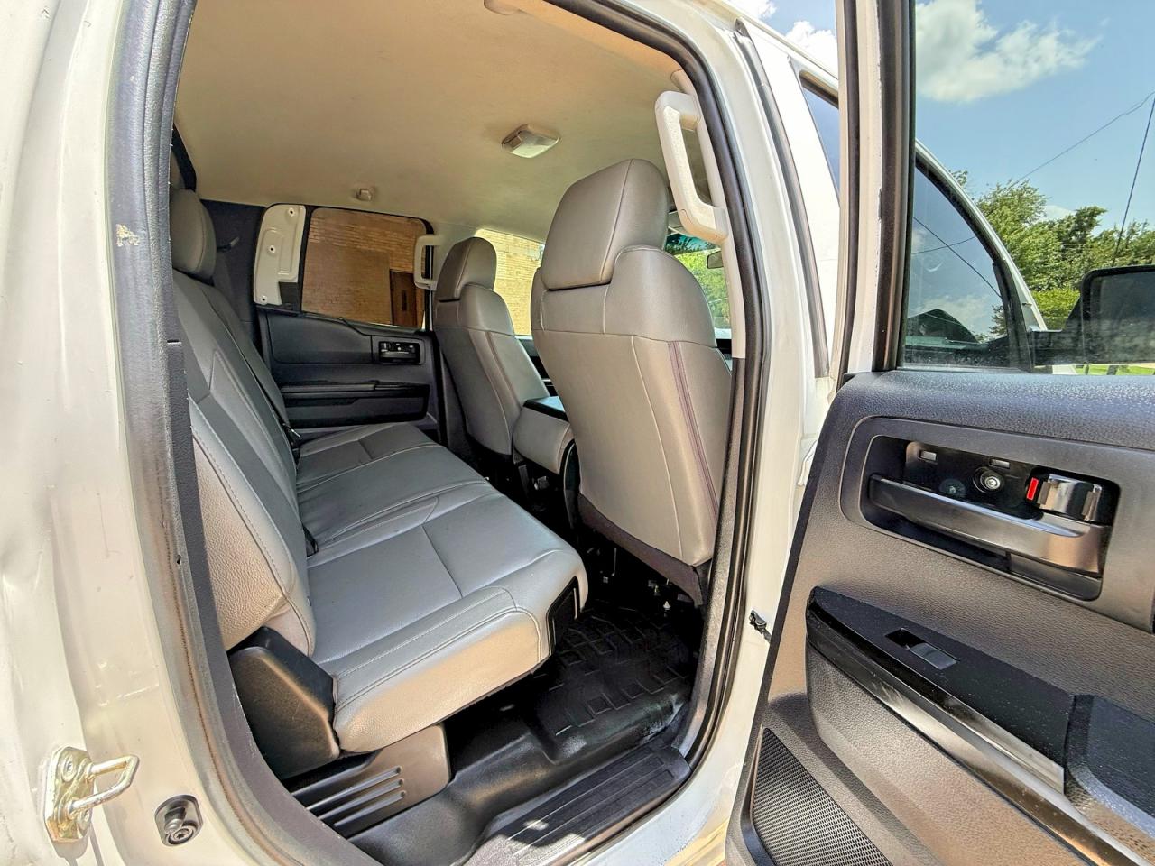 2016 TOYOTA TUNDRA