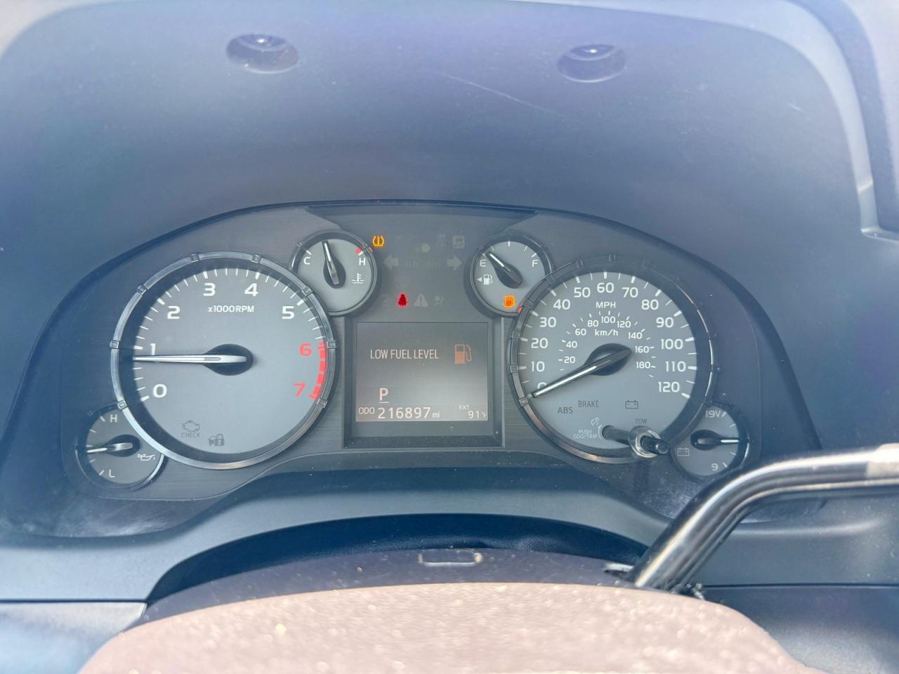 2016 TOYOTA TUNDRA