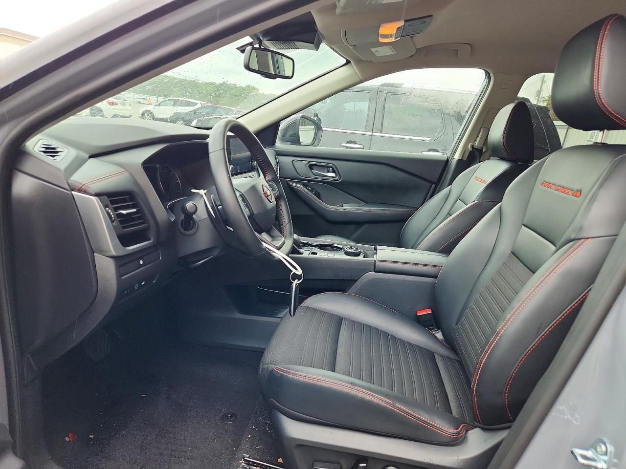 2025 NISSAN ROGUE