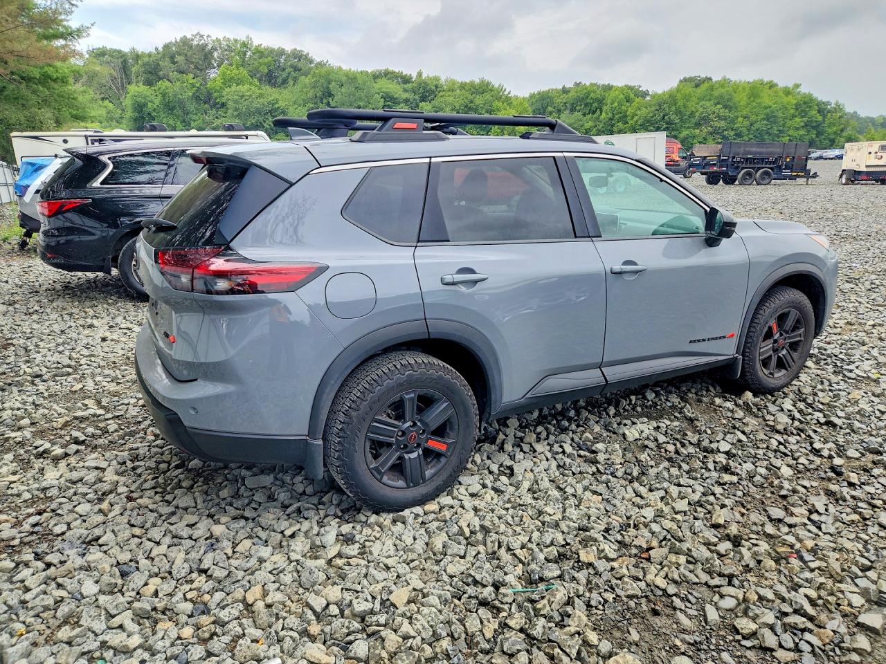 2025 NISSAN ROGUE