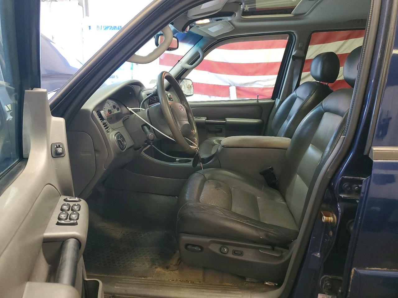 2004 FORD EXPLORER
