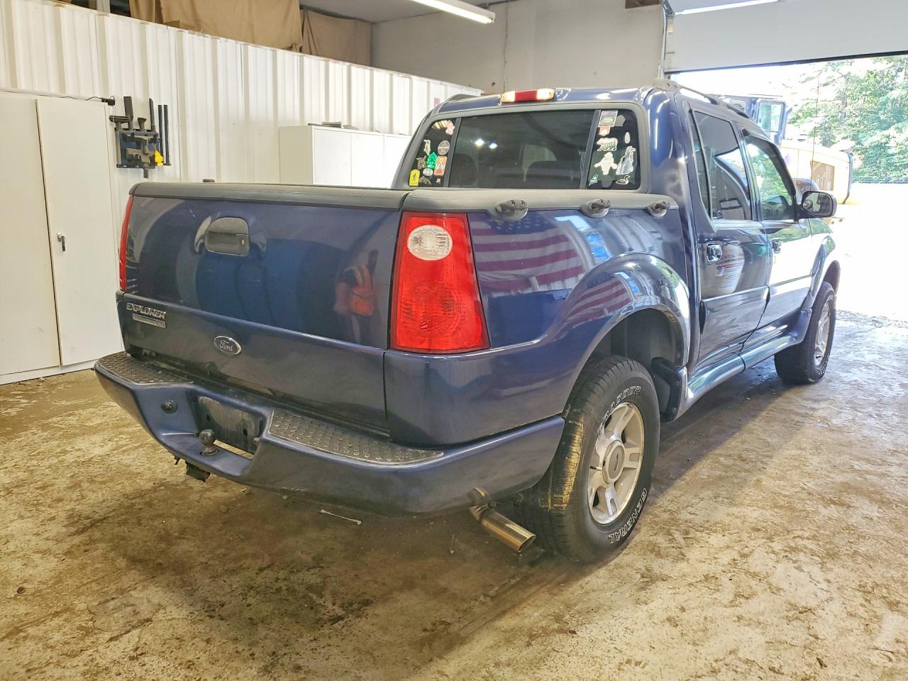 2004 FORD EXPLORER