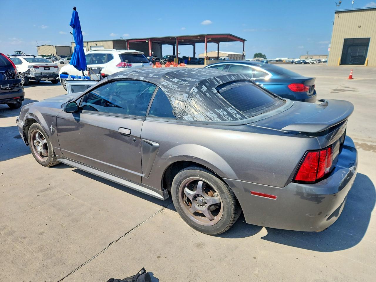 2003 FORD MUSTANG