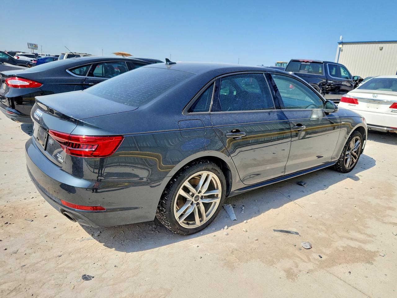 2017 AUDI A4
