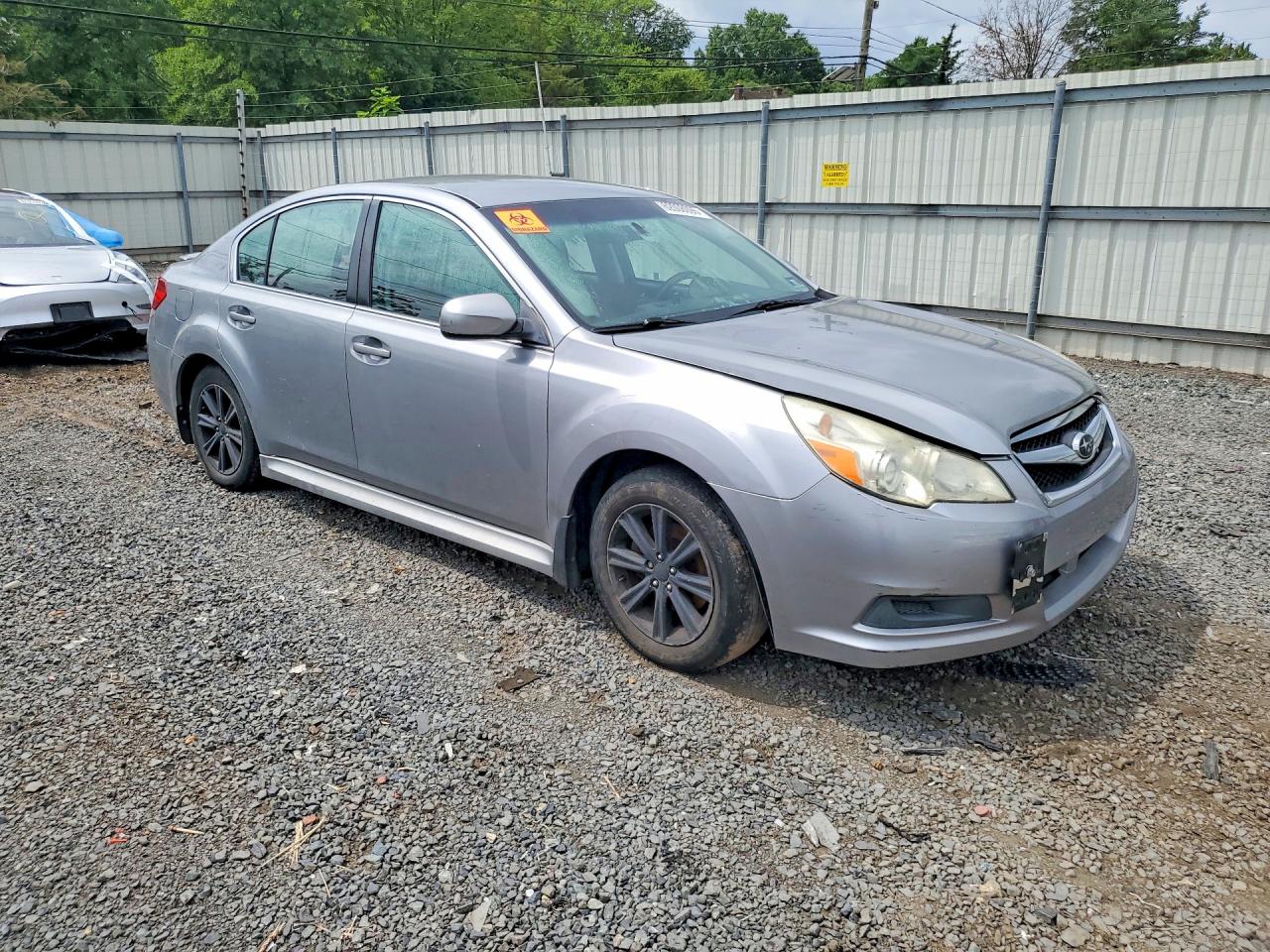2011 SUBARU LEGACY