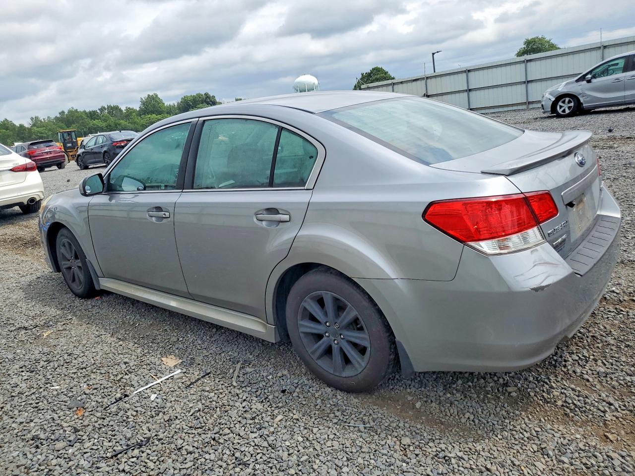 2011 SUBARU LEGACY