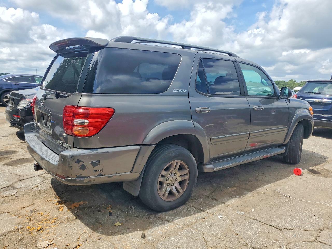 2004 TOYOTA SEQUOIA