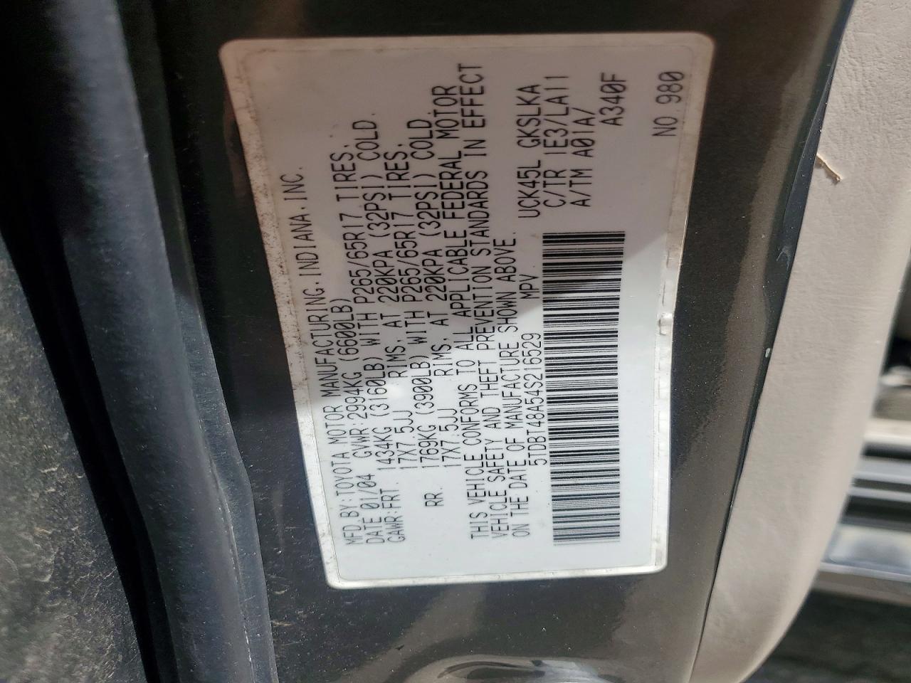 2004 TOYOTA SEQUOIA