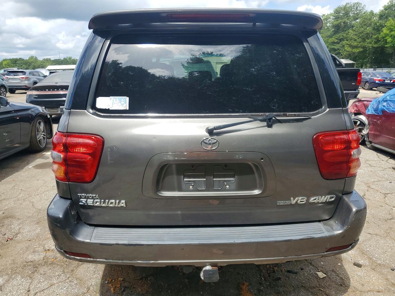 2004 TOYOTA SEQUOIA