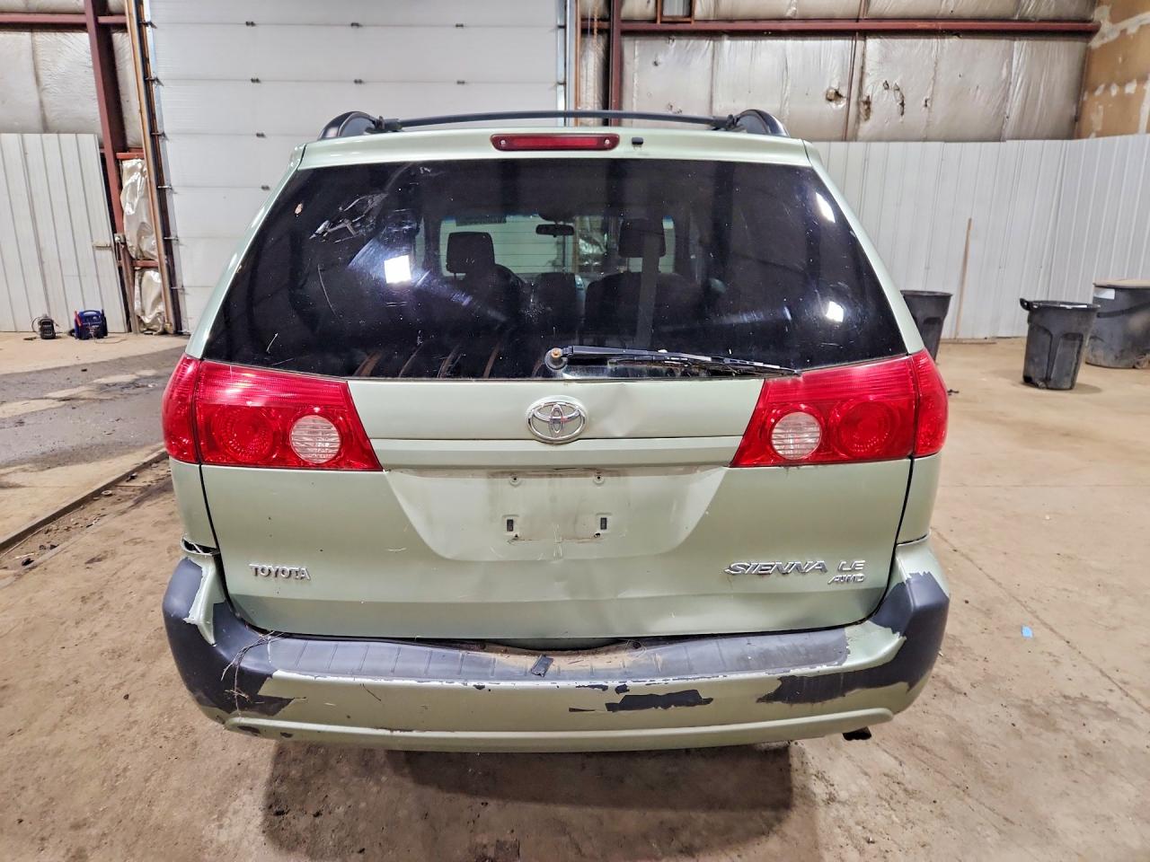 2008 TOYOTA SIENNA