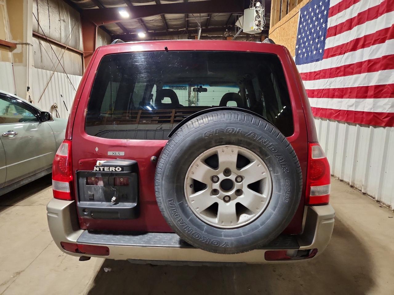2003 MITSUBISHI MONTERO