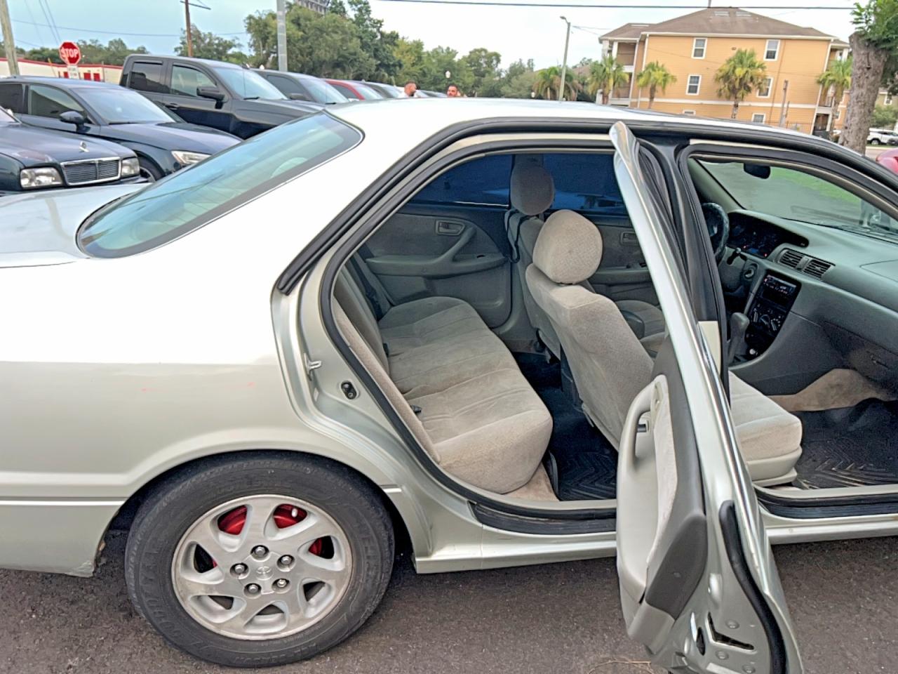 2000 TOYOTA CAMRY