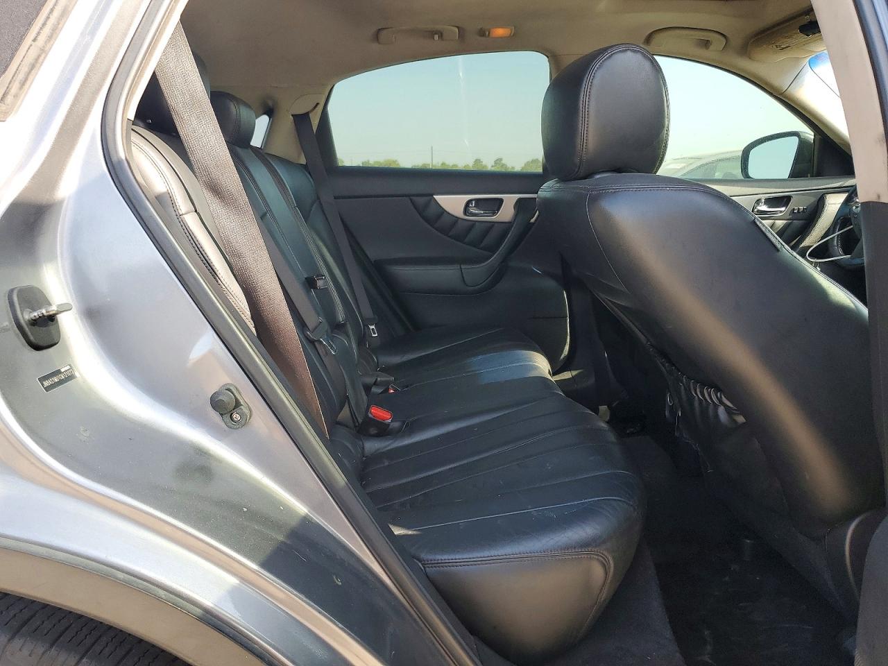 2012 INFINITI FX35