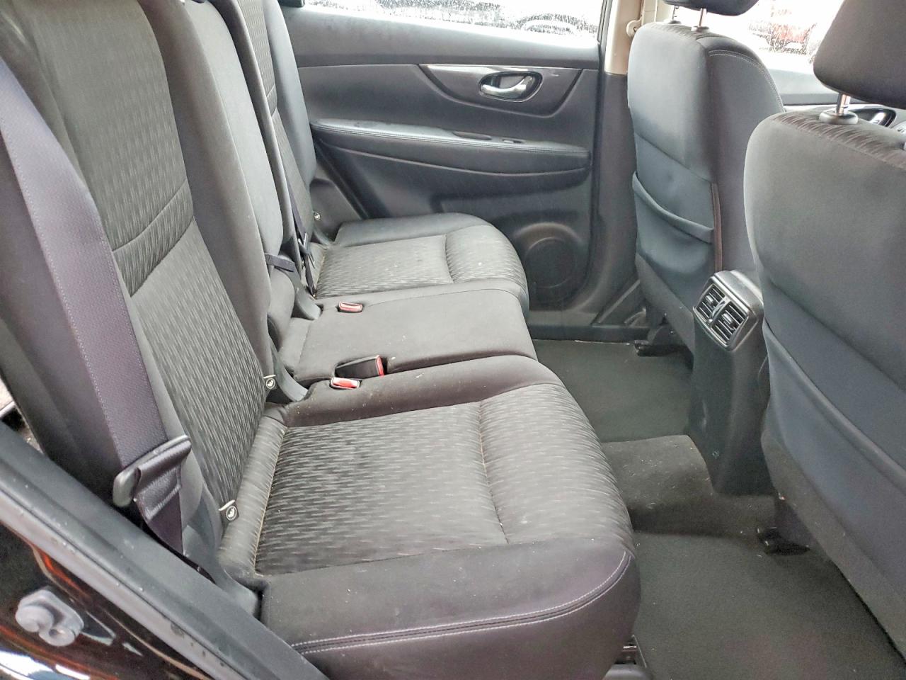 2017 NISSAN ROGUE