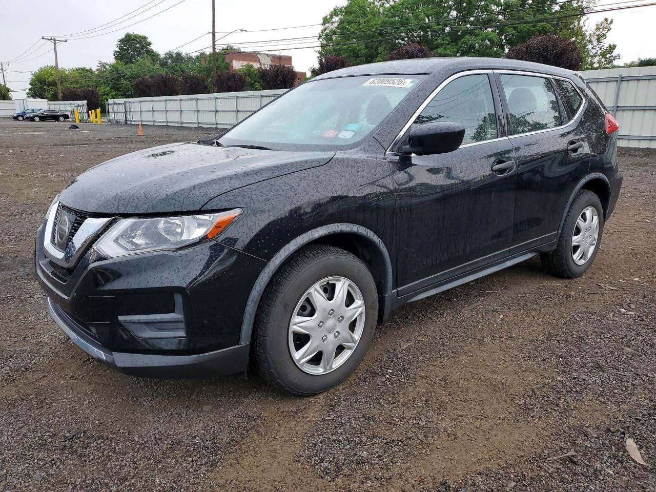 2017 NISSAN ROGUE