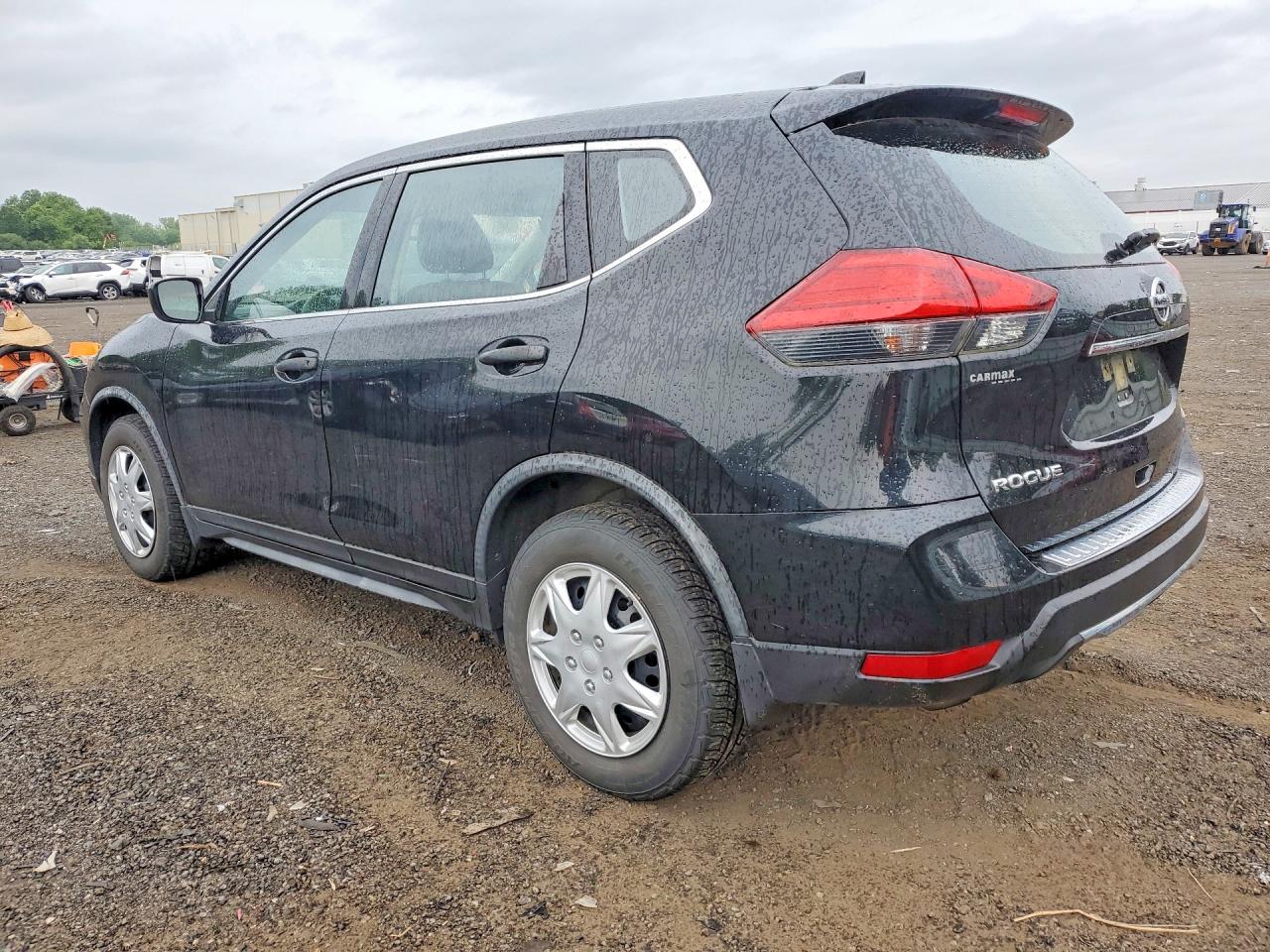 2017 NISSAN ROGUE