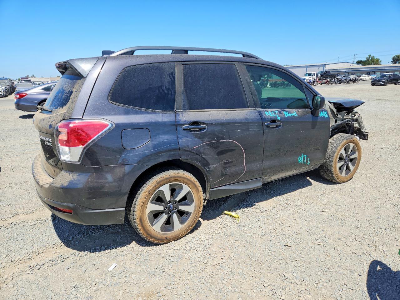 2017 SUBARU FORESTER