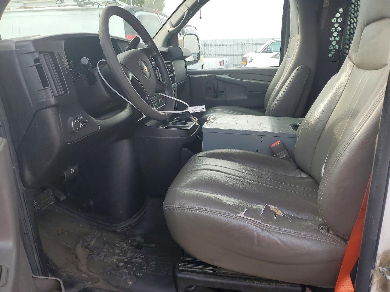 2014 CHEVROLET EXPRESS
