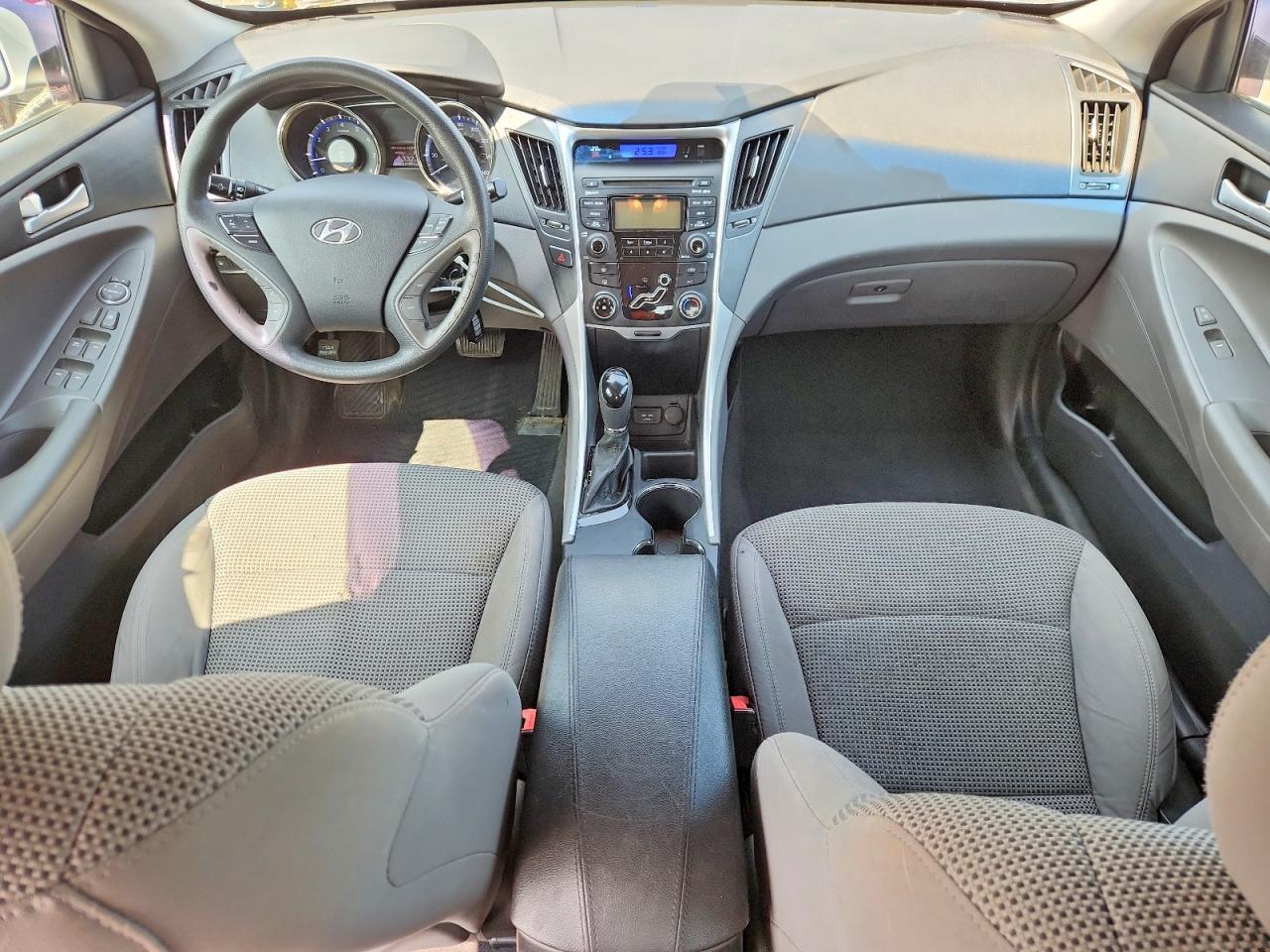 2012 HYUNDAI SONATA