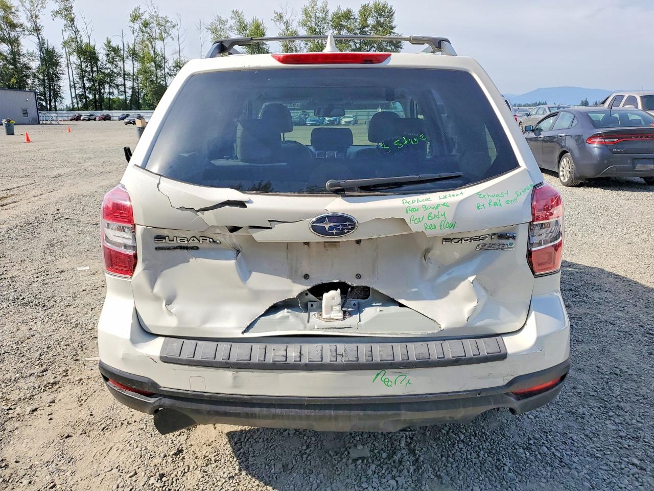 2016 SUBARU FORESTER